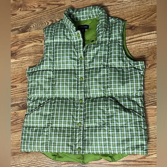 Lands Ends Green Puffer Vest Size Medium - Picture 4 of 9
